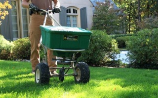 Professional Lawn Fertilization Services in College Station, TX